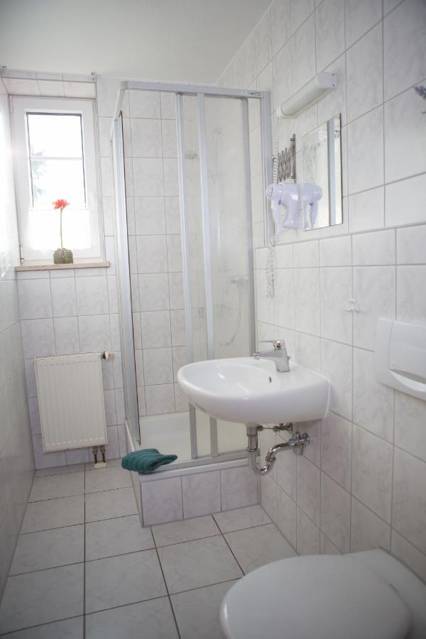 Hotel Weisse Muehle Breitenworbis Exteriör bild